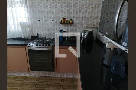 Casa para alugar com 336m², 2 quartos e 1 vagaCozinha