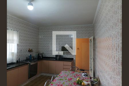 Casa para alugar com 336m², 2 quartos e 1 vagaCozinha