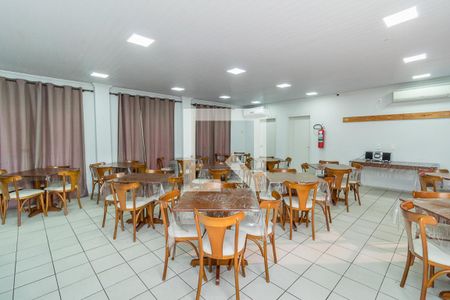 Apartamento à venda com 47m², 2 quartos e 1 vaga Apartamento à venda com 47m², 2 quartos e 1 vagaÁrea comum - Salão de festas