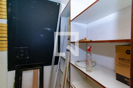 Apartamento para alugar com 185m², 4 quartos e 3 vagas Apartamento para alugar com 185m², 4 quartos e 3 vagasQuarto de Serviço