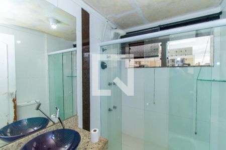 Apartamento para alugar com 185m², 4 quartos e 3 vagas Apartamento para alugar com 185m², 4 quartos e 3 vagasBanheiro da Suíte 3