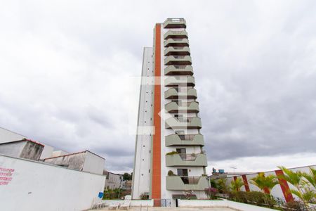 Apartamento para alugar com 185m², 4 quartos e 3 vagas Apartamento para alugar com 185m², 4 quartos e 3 vagasFachada