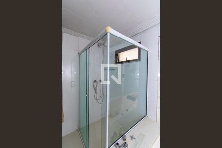 Apartamento para alugar com 185m², 4 quartos e 3 vagas Apartamento para alugar com 185m², 4 quartos e 3 vagasBanheiro da Suíte Master