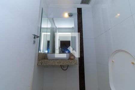 Apartamento para alugar com 185m², 4 quartos e 3 vagas Apartamento para alugar com 185m², 4 quartos e 3 vagasLavabo