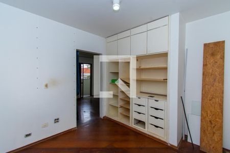 Apartamento para alugar com 185m², 4 quartos e 3 vagas Apartamento para alugar com 185m², 4 quartos e 3 vagasCloset da suíte master