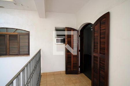 Casa à venda com 291m², 4 quartos e 3 vagasVaranda da Suíte