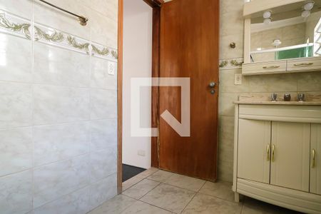 Casa à venda com 291m², 4 quartos e 3 vagasBanheiro da Suíte