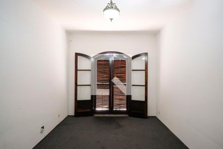 Casa à venda com 291m², 4 quartos e 3 vagasQuarto 2