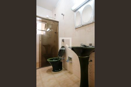 Casa à venda com 291m², 4 quartos e 3 vagasBanheiro