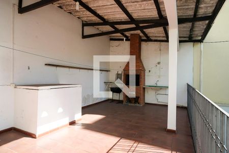 Casa à venda com 291m², 4 quartos e 3 vagasQuintal