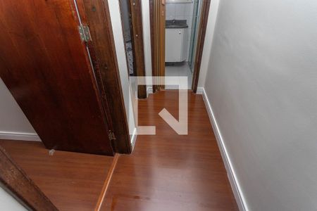 Corredor  de apartamento à venda com 2 quartos, 57m² em Jardim Diadema, Diadema