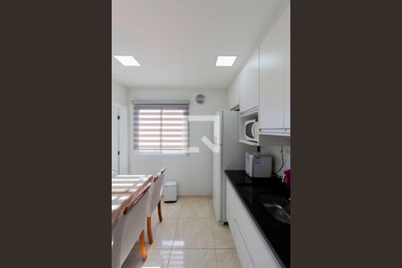 Sala e Cozinha Integrada  de apartamento para alugar com 3 quartos, 69m² em Vila Ré, São Paulo