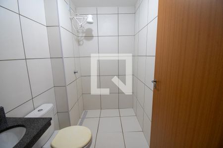 Banheiro de apartamento à venda com 2 quartos, 44m² em Samambaia Sul (samambaia), Brasília