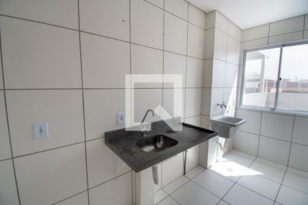 Cozinha de apartamento à venda com 2 quartos, 44m² em Samambaia Sul (samambaia), Brasília