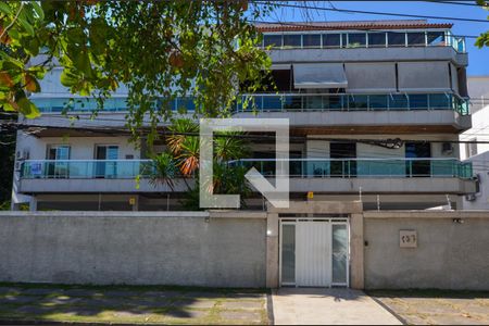 Apartamento à venda com 142m², 3 quartos e 2 vagasFachada