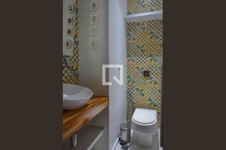 Apartamento à venda com 142m², 3 quartos e 2 vagasLavabo