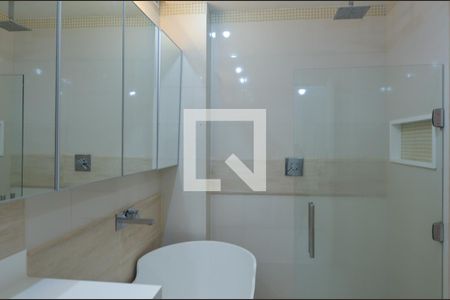 Apartamento à venda com 142m², 3 quartos e 2 vagasBanheiro da Suíte 2