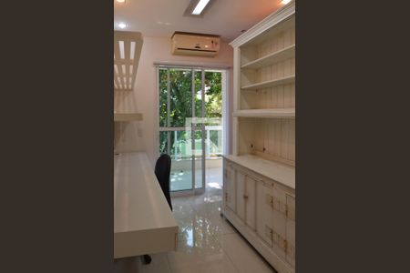 Apartamento à venda com 142m², 3 quartos e 2 vagasQuarto 2