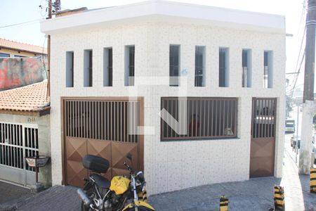Casa à venda com 200m², 3 quartos e 2 vagasFechada casa
