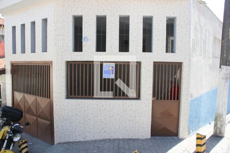 Casa à venda com 200m², 3 quartos e 2 vagasFrente da Casa