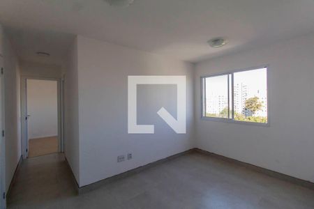 Sala e Cozinha Integrada de apartamento à venda com 2 quartos, 42m² em Vila Paranaguá, São Paulo