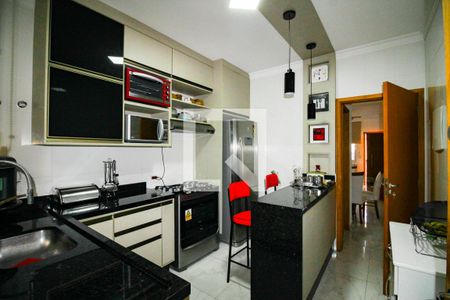 Casa à venda com 125m², 3 quartos e 2 vagascozinha