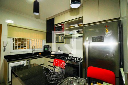 Casa à venda com 125m², 3 quartos e 2 vagascozinha