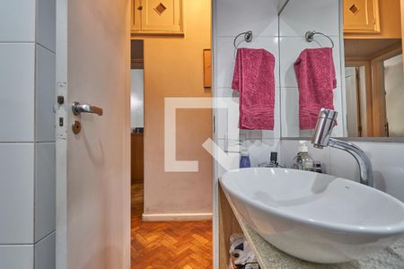 Apartamento à venda com 120m², 3 quartos e 1 vaga Apartamento à venda com 120m², 3 quartos e 1 vagaBanheiro Social