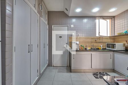 Apartamento à venda com 120m², 3 quartos e 1 vaga Apartamento à venda com 120m², 3 quartos e 1 vagaCozinha