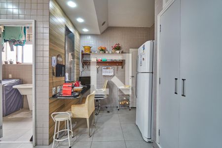 Apartamento à venda com 120m², 3 quartos e 1 vaga Apartamento à venda com 120m², 3 quartos e 1 vagaCozinha