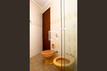 Apartamento à venda com 135m², 4 quartos e 2 vagasBanheiro da Suíte