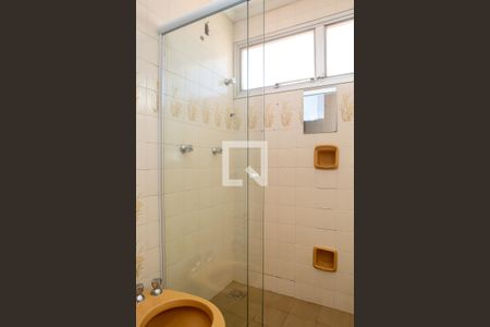 Apartamento à venda com 135m², 4 quartos e 2 vagasBanheiro da Suíte