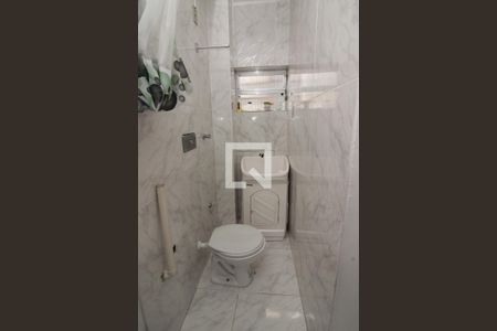 Apartamento à venda com 88m², 3 quartos e sem vaga Apartamento à venda com 88m², 3 quartos e sem vagaBanheiro de Serviço