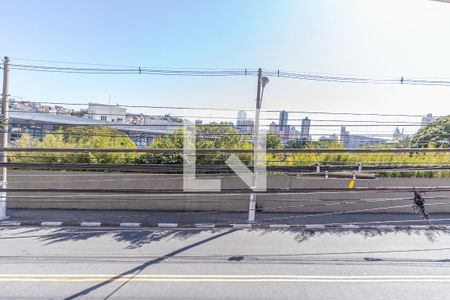 Vista de kitnet/studio para alugar com 1 quarto, 60m² em Umuarama, Osasco