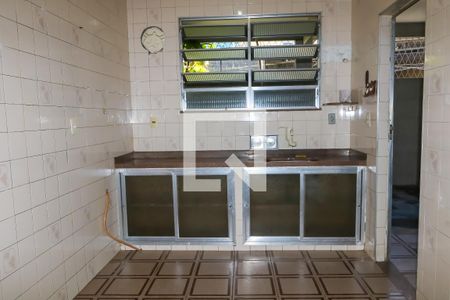 Casa à venda com 300m², 7 quartos e 3 vagasCozinha