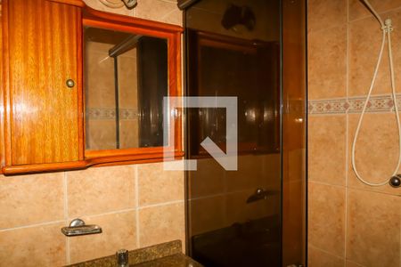 Casa à venda com 300m², 7 quartos e 3 vagasBanheiro da Suíte 2