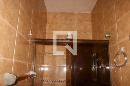 Casa à venda com 300m², 7 quartos e 3 vagasBanheiro da Suíte 1