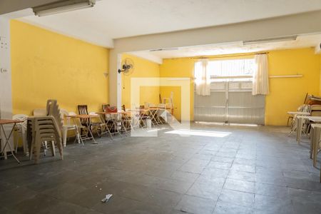 Casa à venda com 274m², 1 quarto e 7 vagas Salão de festas