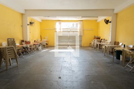 Casa à venda com 274m², 1 quarto e 7 vagas Salão de festas