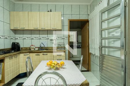 Casa à venda com 274m², 1 quarto e 7 vagasCozinha