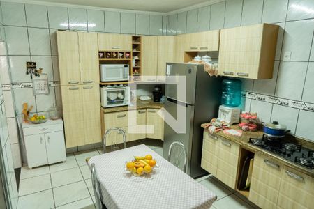 Casa à venda com 274m², 1 quarto e 7 vagasCozinha