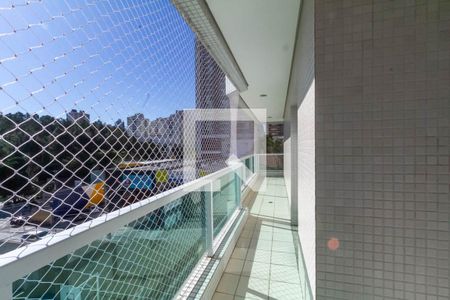 Apartamento à venda com 105m², 3 quartos e 2 vagas Apartamento à venda com 105m², 3 quartos e 2 vagasVaranda da Sala