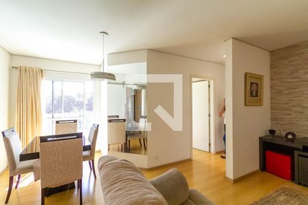 Apartamento à venda com 105m², 3 quartos e 2 vagas Apartamento à venda com 105m², 3 quartos e 2 vagasSala