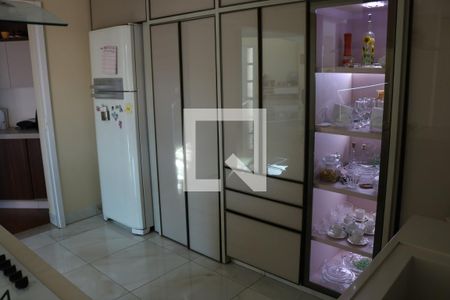 Casa para alugar com 650m², 4 quartos e 2 vagasCozinha