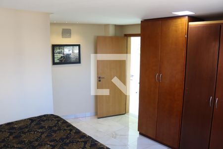 Suíte 1 de casa para alugar com 4 quartos, 650m² em Setor Gentil Meireles, Goiânia