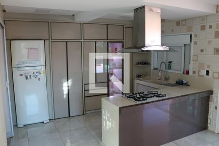 Casa para alugar com 650m², 4 quartos e 2 vagasCozinha