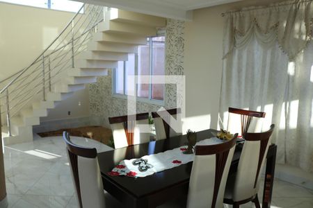 Casa para alugar com 650m², 4 quartos e 2 vagasSala de Jantar