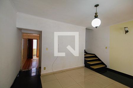 Casa para alugar com 148m², 2 quartos e 2 vagas Casa para alugar com 148m², 2 quartos e 2 vagasSala