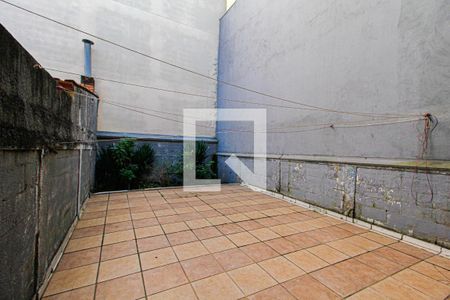 Casa para alugar com 148m², 2 quartos e 2 vagas Casa para alugar com 148m², 2 quartos e 2 vagasQuintal