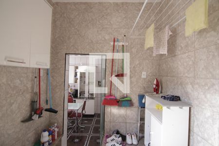 Casa à venda com 250m², 3 quartos e 2 vagasLavanderia